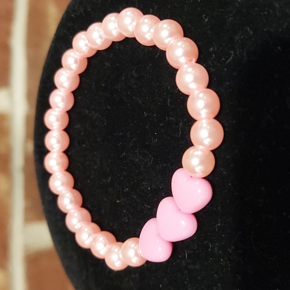 Children's Fashion Heart Necklace,  Earrings,  and Bracelet Set - Picture 8 of 12